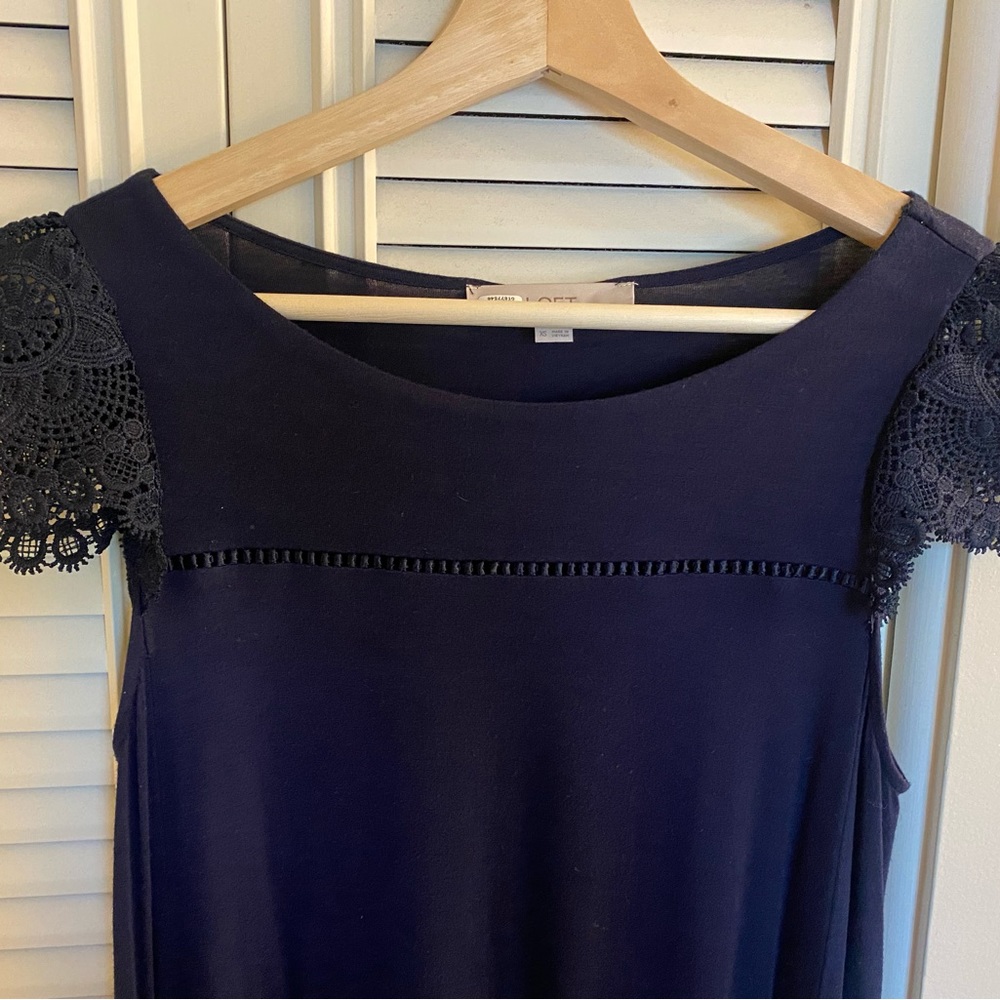 Loft navy blue jersey dress with lace cap sleeve